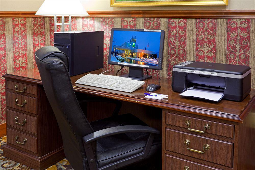 Best Western Plus Wilkes Barre-Scranton Airport Hotel Pittston Bagian luar foto