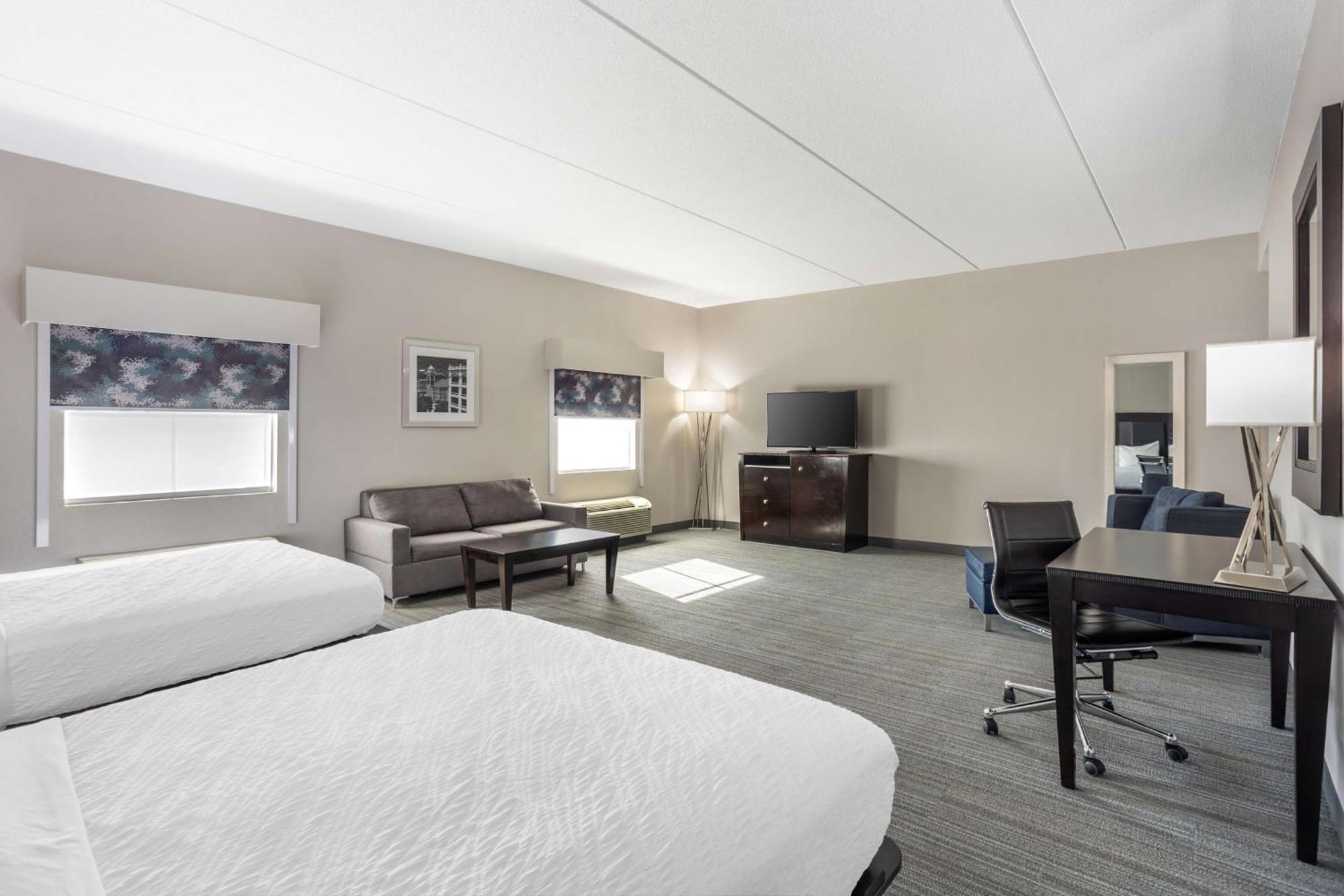 Best Western Plus Wilkes Barre-Scranton Airport Hotel Pittston Bagian luar foto
