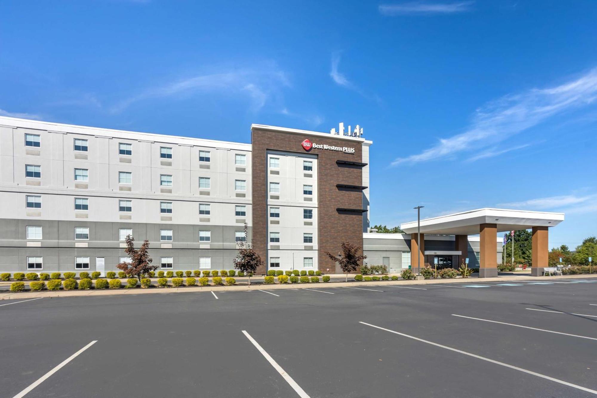 Best Western Plus Wilkes Barre-Scranton Airport Hotel Pittston Bagian luar foto