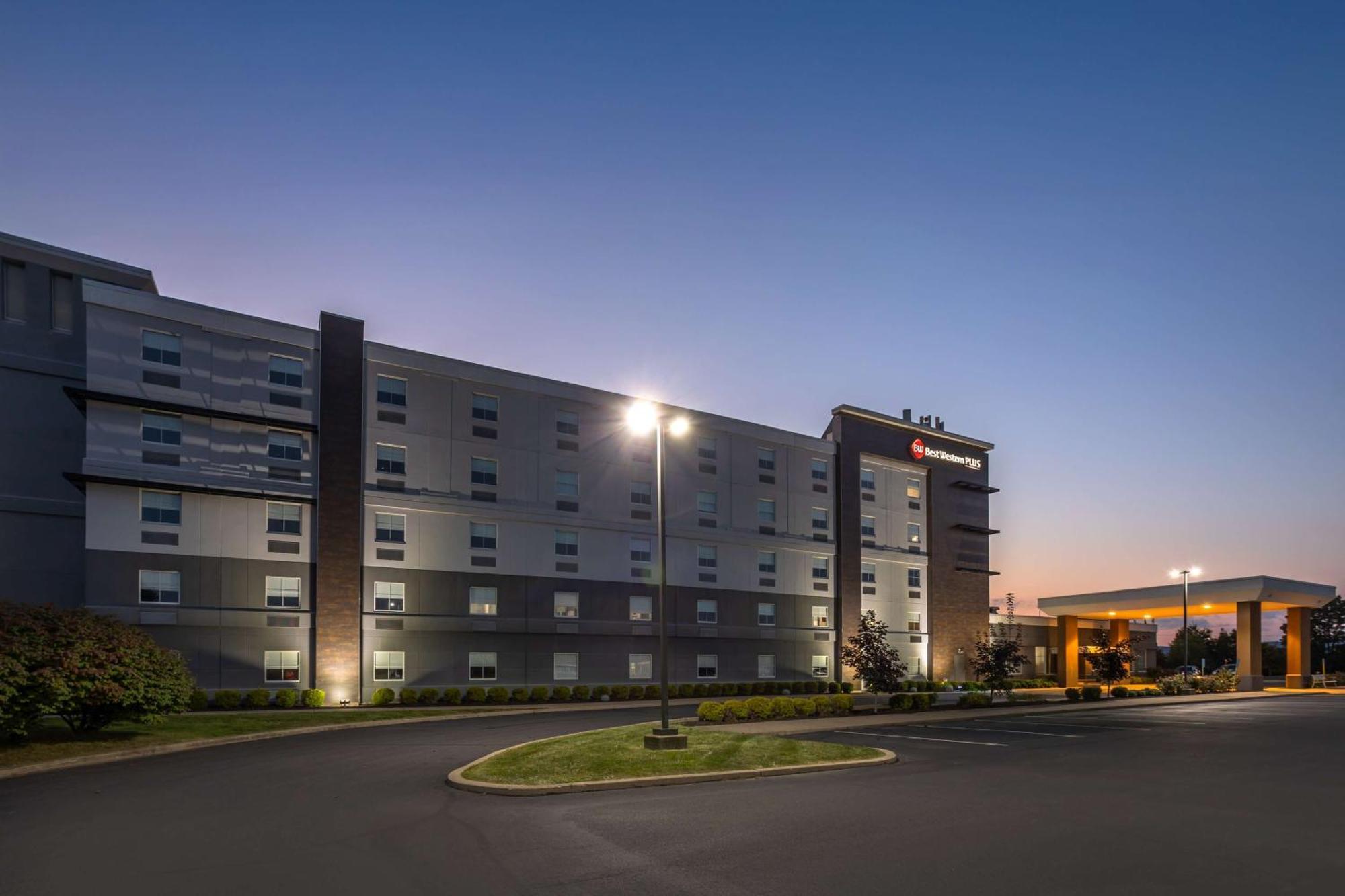 Best Western Plus Wilkes Barre-Scranton Airport Hotel Pittston Bagian luar foto